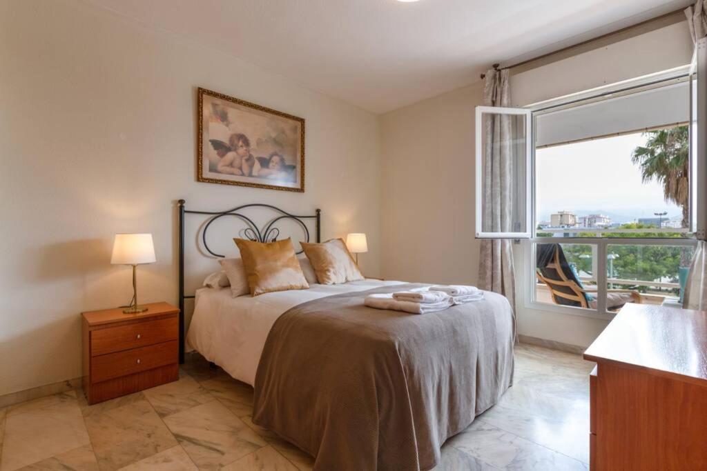 Playa Huelin Apartamento Lejlighed Málaga Eksteriør billede