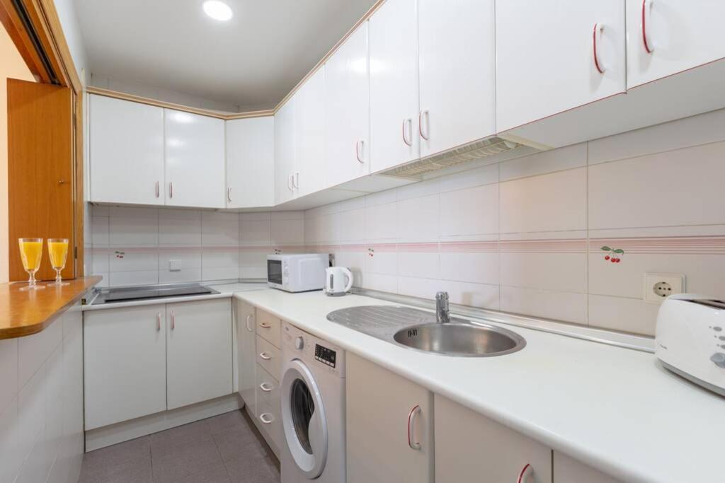 Playa Huelin Apartamento Lejlighed Málaga Eksteriør billede