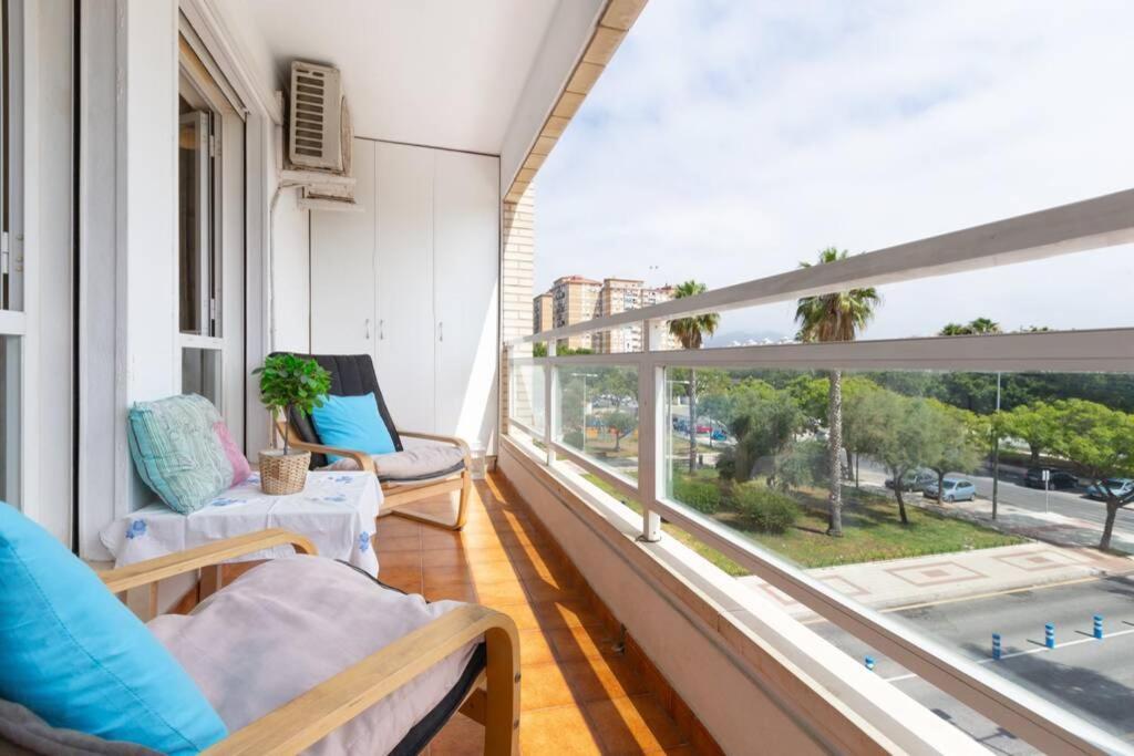 Playa Huelin Apartamento Lejlighed Málaga Eksteriør billede