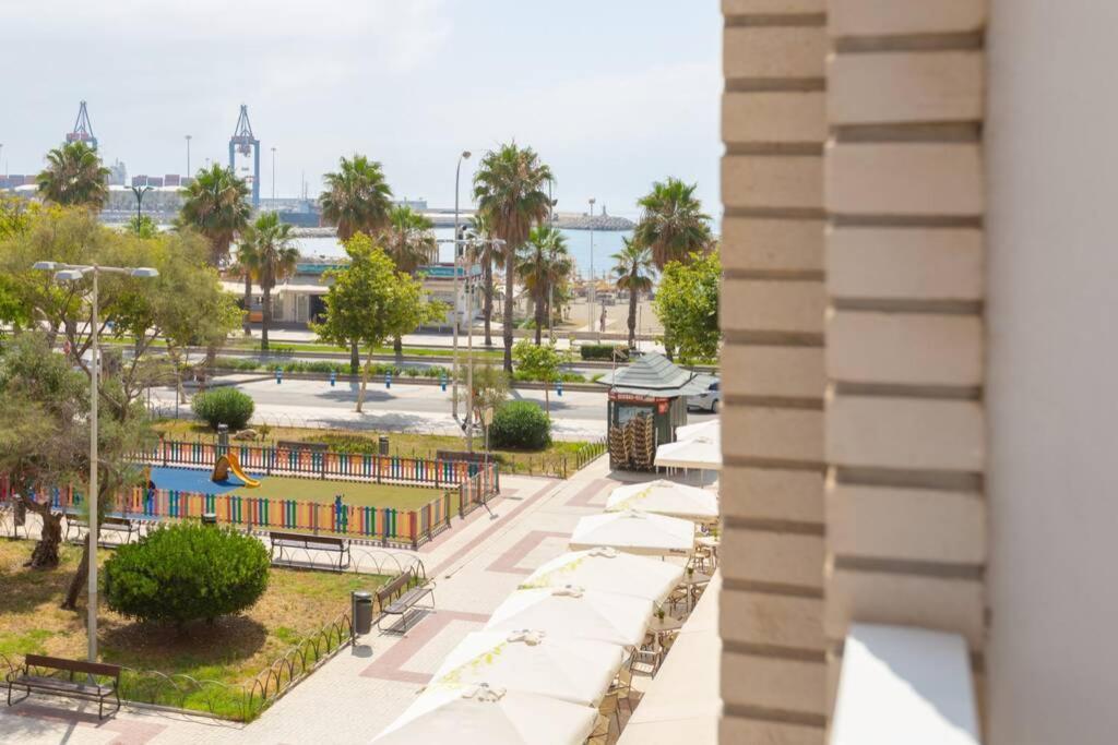 Playa Huelin Apartamento Lejlighed Málaga Eksteriør billede