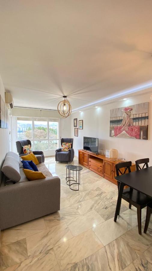 Playa Huelin Apartamento Lejlighed Málaga Eksteriør billede